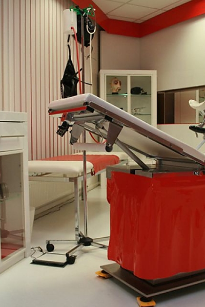 Rubber Clinic Black Fun - Bizarrklinik Sachsen