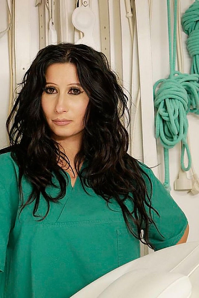 Frau Dr. Jacky - Bizarrärztin Baden-Württemberg