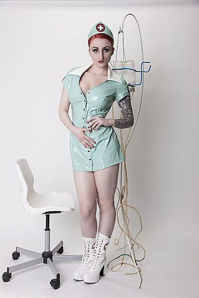 Gastärztin Dr. Decadoria - Bizarrärztin Baden-Württemberg